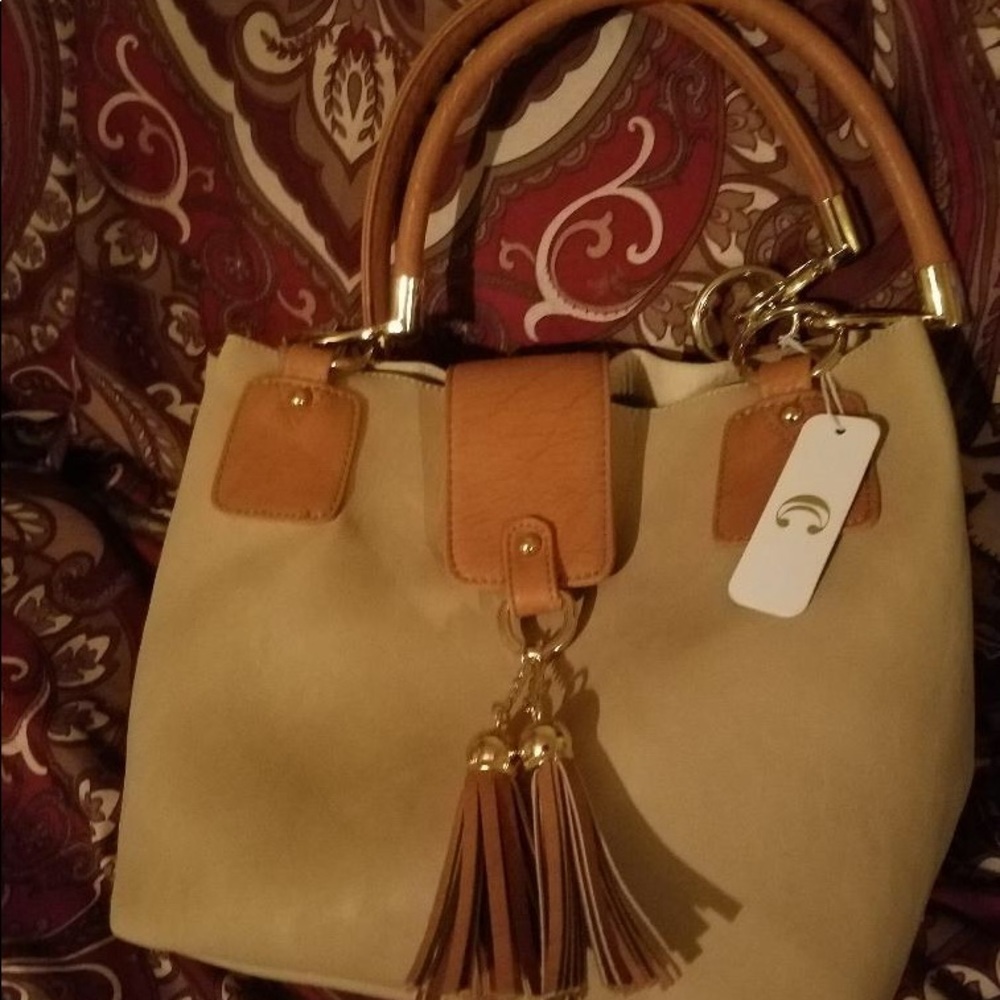 Charming Charlie purse, new with tags.